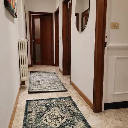 Centro _ Locazioni Turistiche _ *